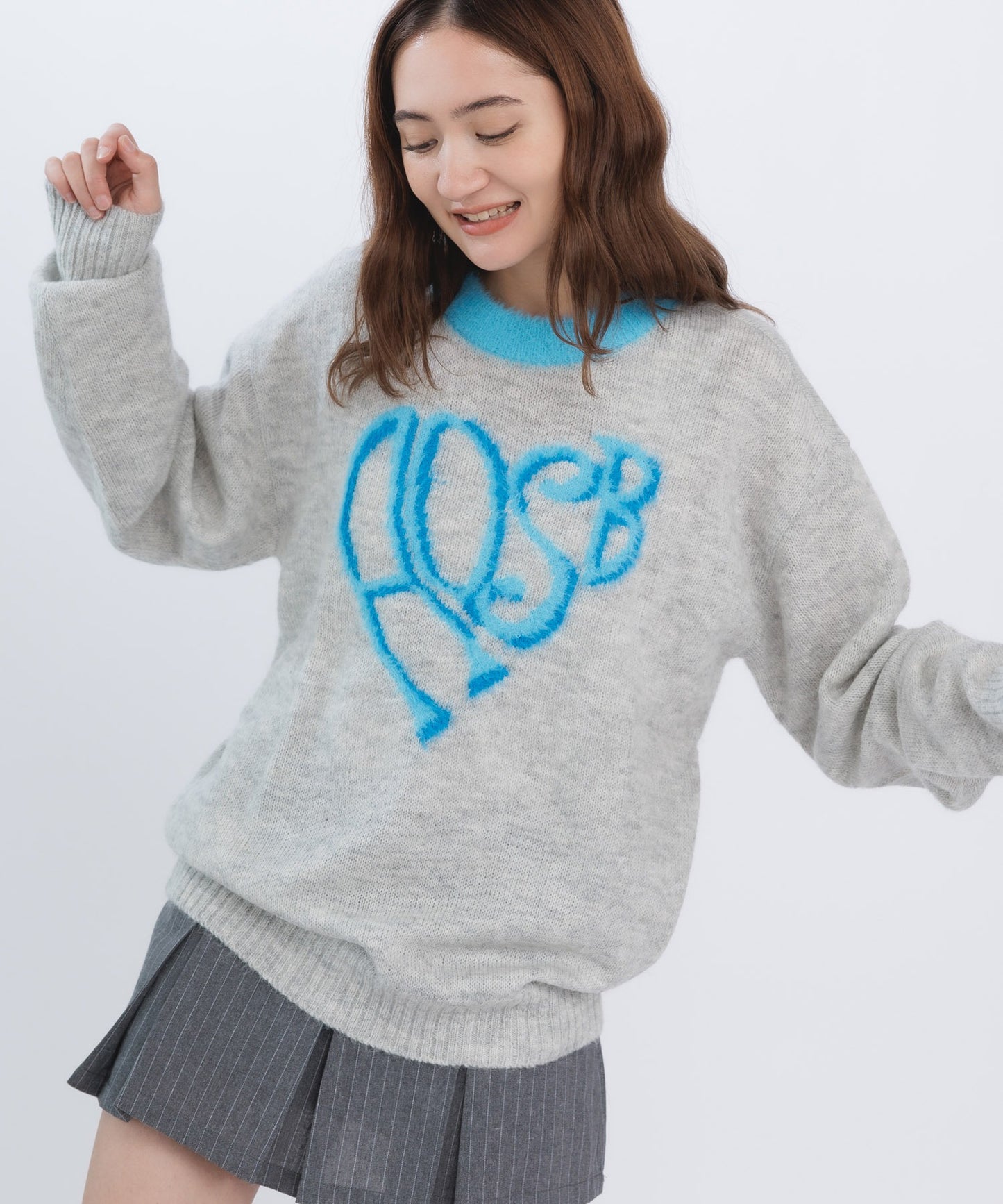 HEART ADSB SWEATER